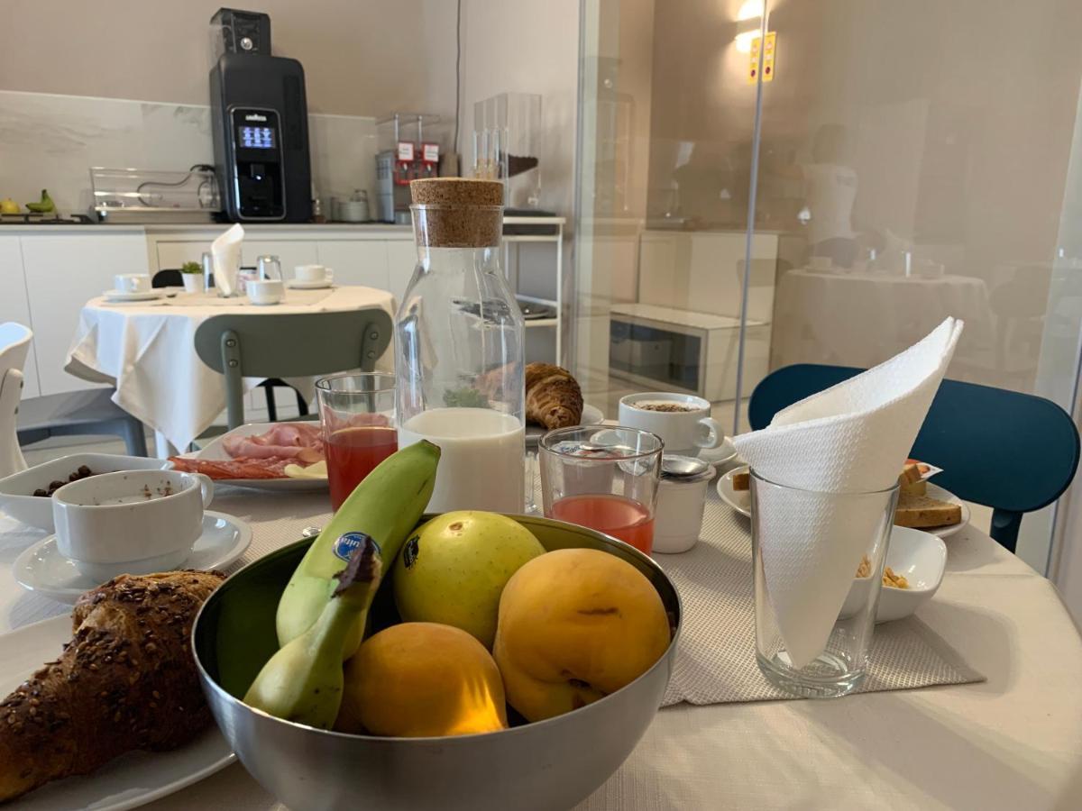Eolian Port B&B Μιλάτσο Εξωτερικό φωτογραφία